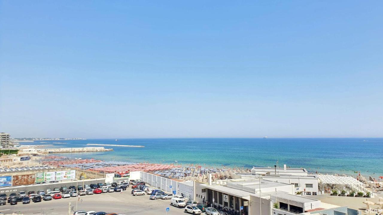 Seven Seas Luxury Apartments - Bari San Girolamo Exterior foto